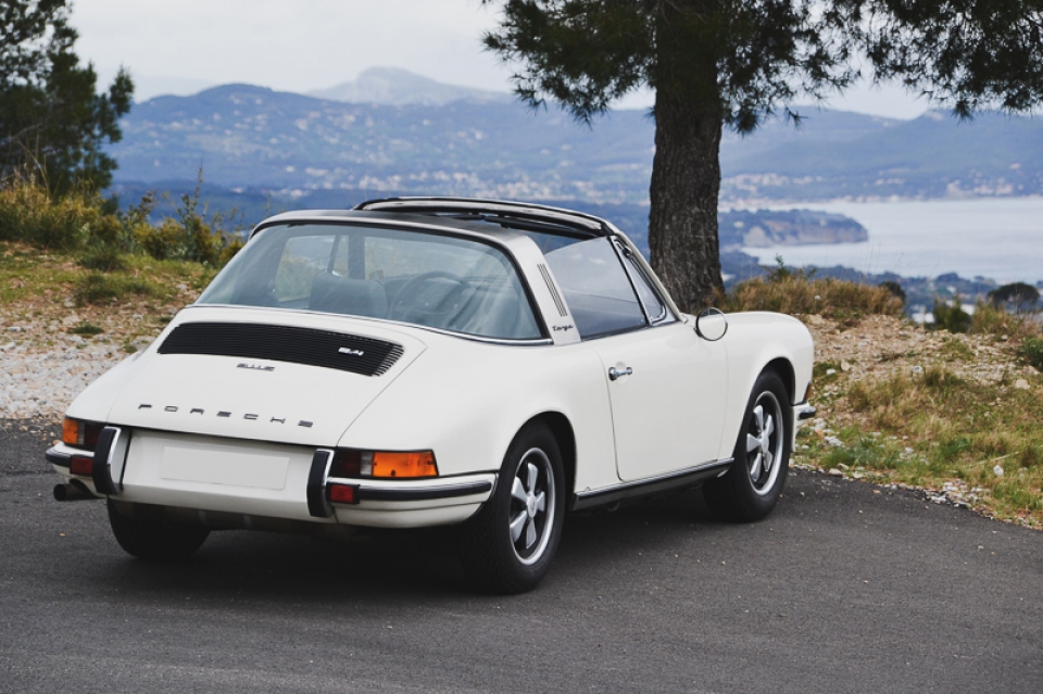 1973 PORSCHE 911 S 2.4 Targa