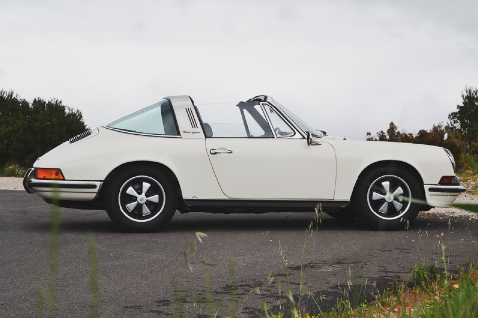 1973 PORSCHE 911 S 2.4 Targa 1973 PORSCHE 911 S 2.4 Targa
