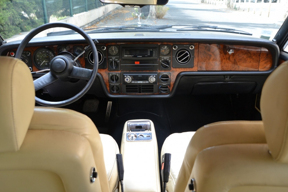 1976 ROLLS ROYCE Camargue 1976 ROLLS ROYCE Camargue