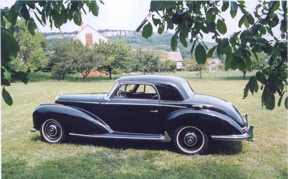 1954 MERCEDES 300 S Coupe 1954 MERCEDES 300 S Coupe