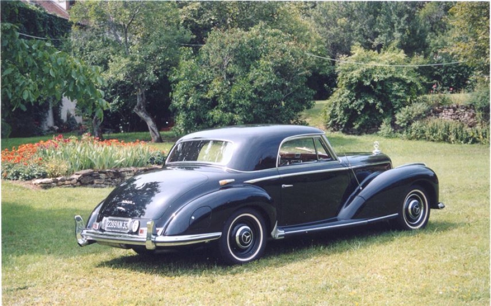 1954 MERCEDES 300 S Coupe 1954 MERCEDES 300 S Coupe