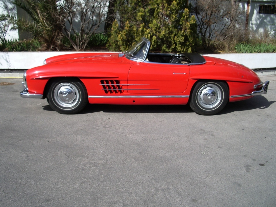 1957 MERCEDES 300 SL Roadster 1957 MERCEDES 300 SL Roadster