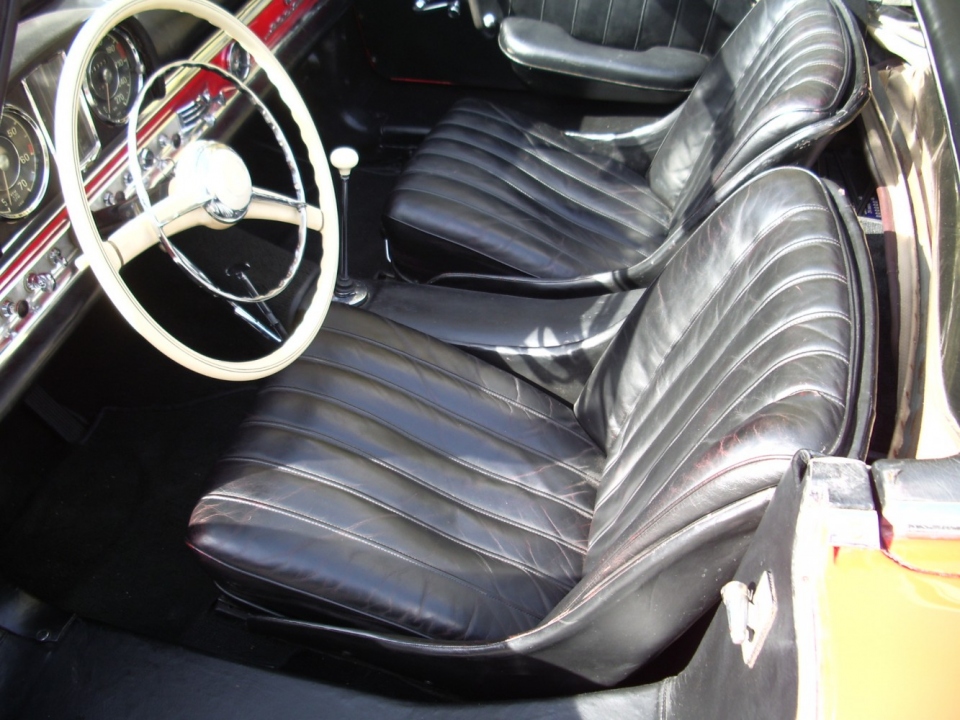 1957 MERCEDES 300 SL Roadster 1957 MERCEDES 300 SL Roadster