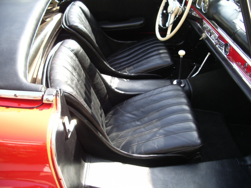1957 MERCEDES 300 SL Roadster 1957 MERCEDES 300 SL Roadster