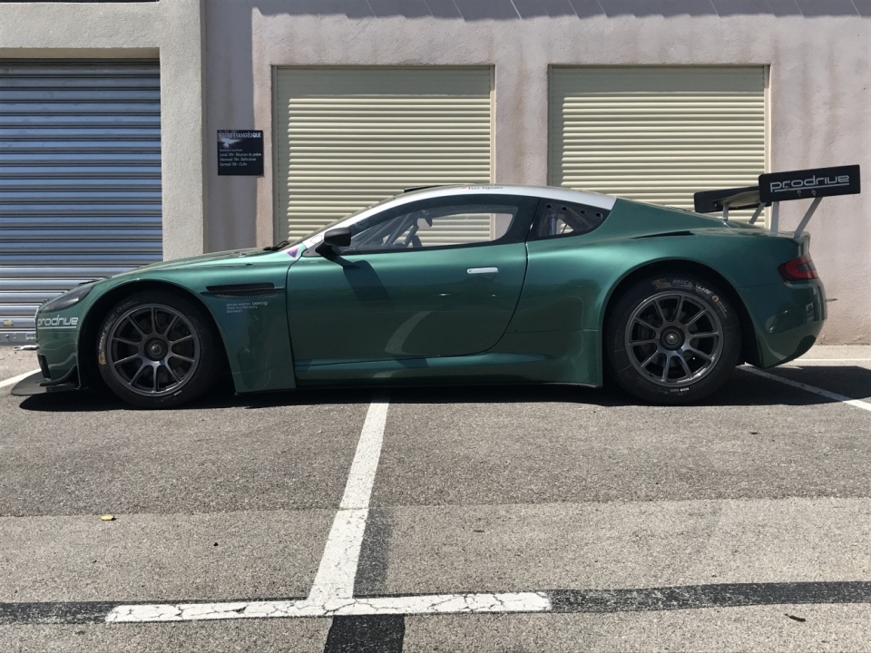2007 ASTON MARTIN DBRS9 2007 ASTON MARTIN DBRS9