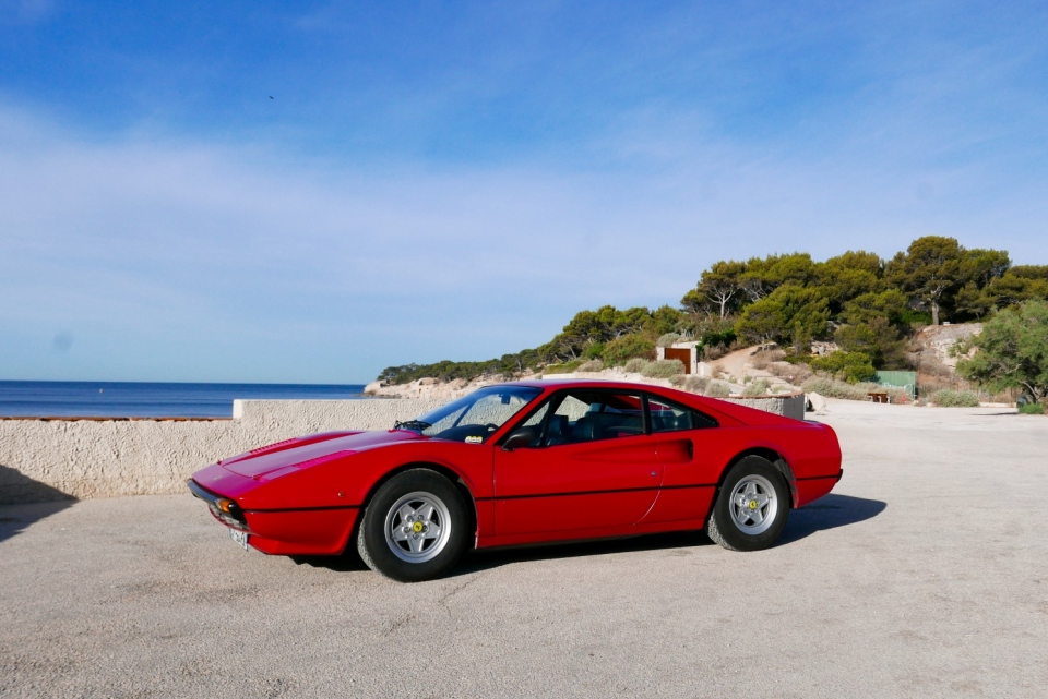 1976 FERRARI 308 GTB "Vetroresina" 1976 FERRARI 308 GTB "Vetroresina"