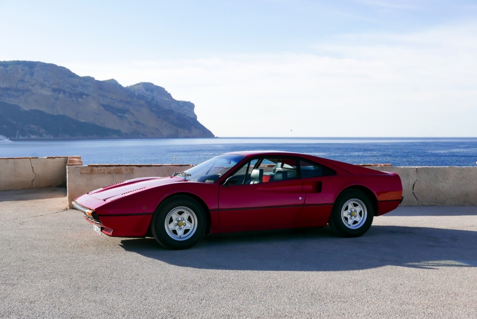 1976 FERRARI 308 GTB "Vetroresina" 1976 FERRARI 308 GTB "Vetroresina"
