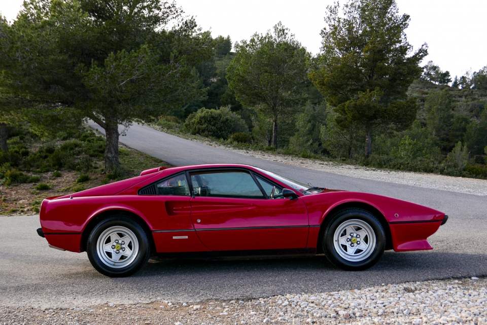 1976 FERRARI 308 GTB Vetroresina 