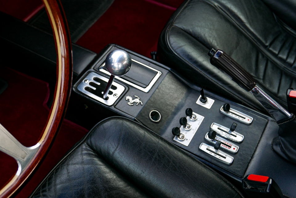 1976 FERRARI 308 GTB Vetroresina 