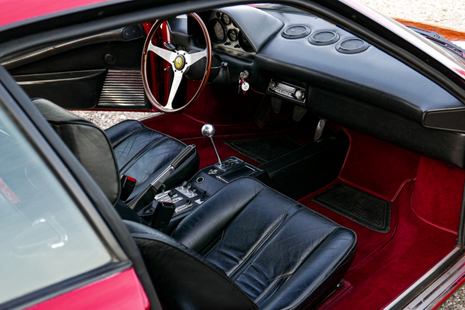 1976 FERRARI 308 GTB Vetroresina 