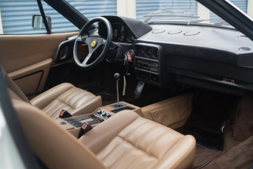 1986 FERRARI 328 GTS 1986 FERRARI 328 GTS