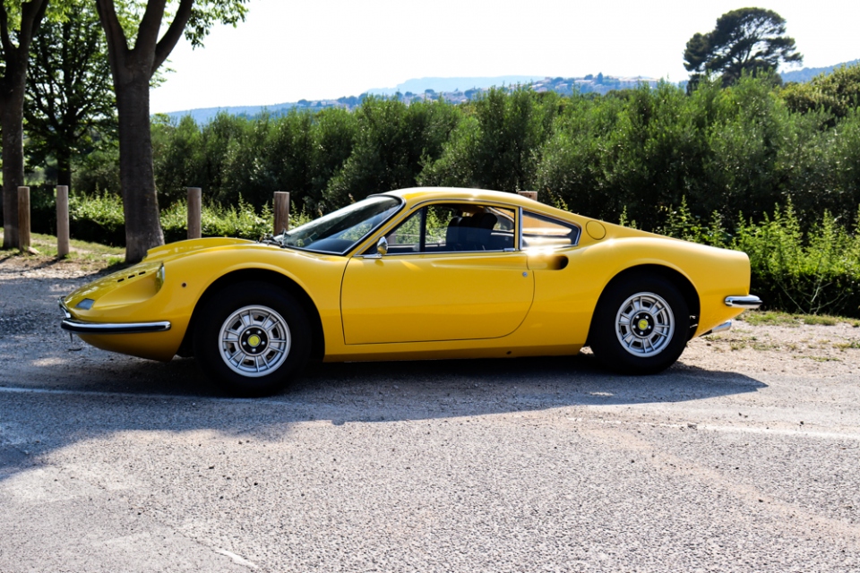 1972 FERRARI Dino 246 GT 1972 FERRARI Dino 246 GT