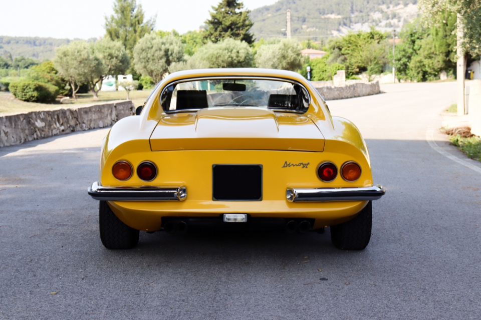 1972 FERRARI Dino 246 GT 1972 FERRARI Dino 246 GT