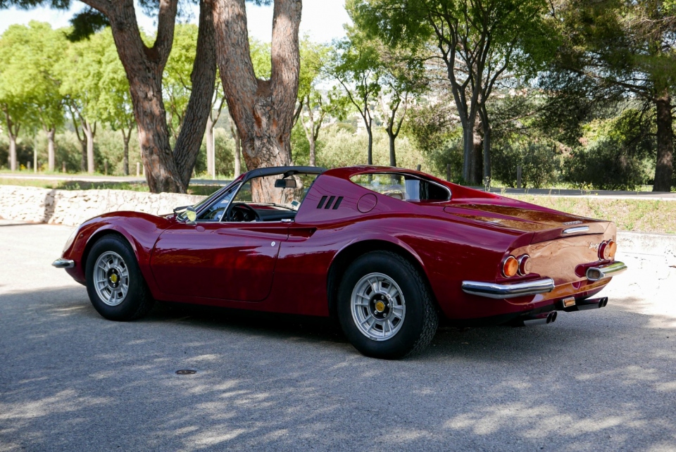 1973 FERRARI Dino 246 GTS 