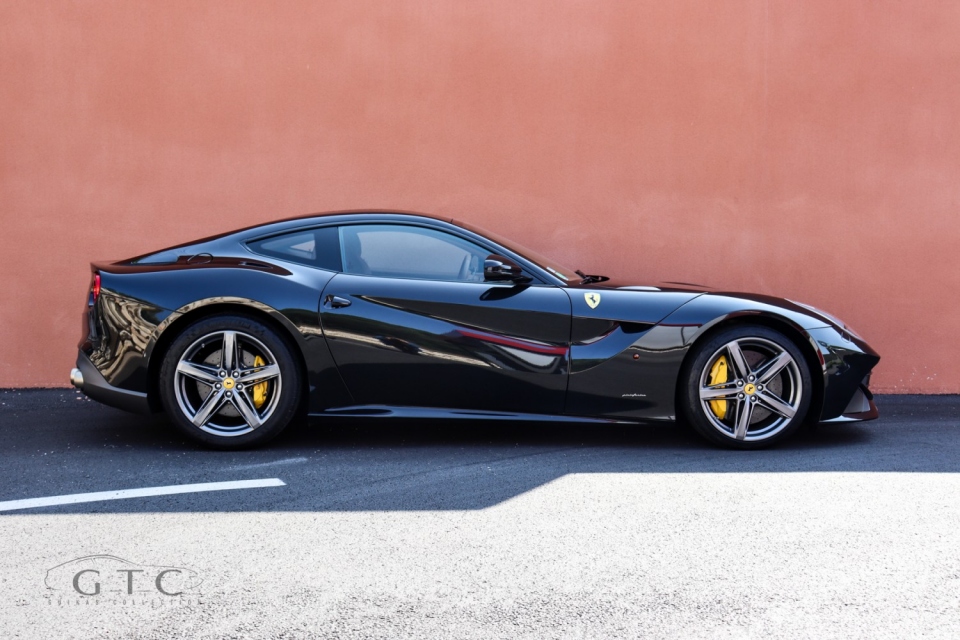 2013 FERRARI F12 2013 FERRARI F12