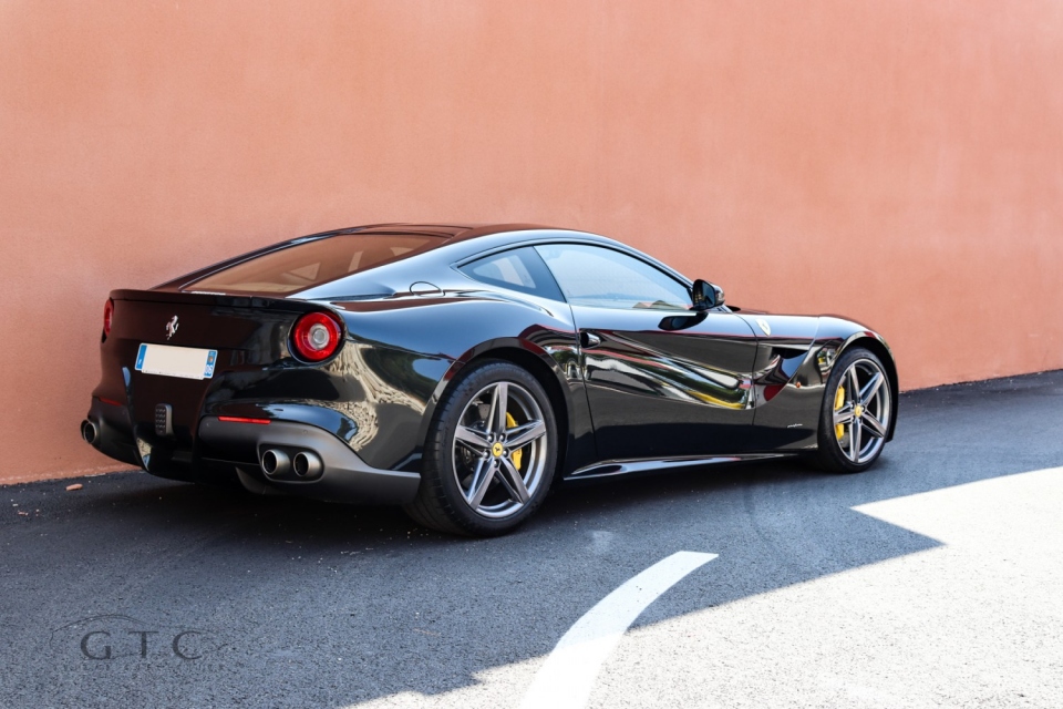 2013 FERRARI F12 2013 FERRARI F12