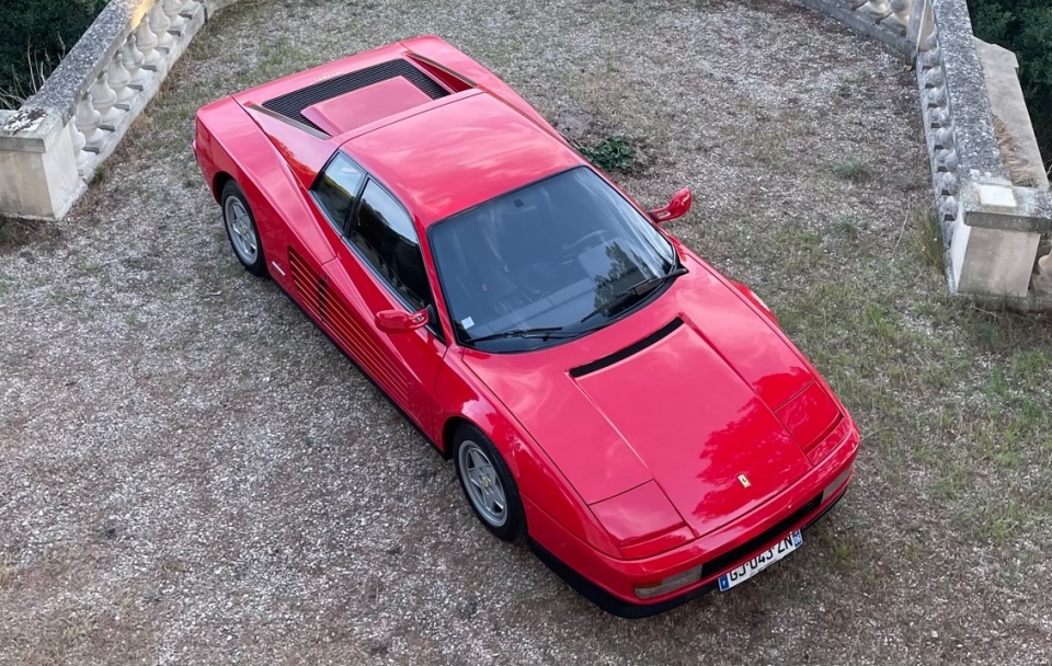 1990 FERRARI Testarossa 1990 FERRARI Testarossa